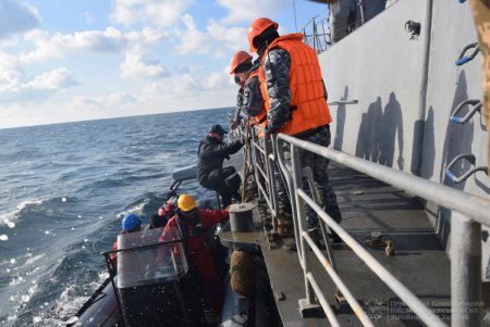 Одесские моряки провели совместные учения с экипажем французского боевого корабля (фото)
