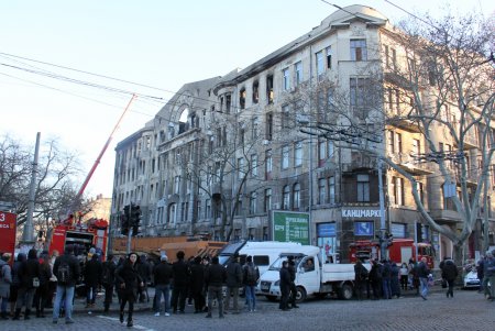 Пожар на Троицкой: второй день трагедии (фоторепортаж) 