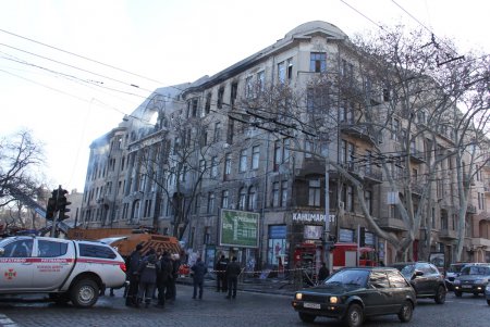 Пожар на Троицкой: второй день трагедии (фоторепортаж) 