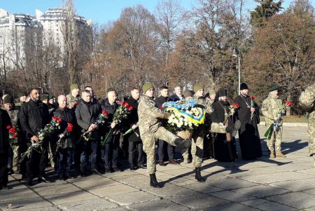 В День Вооруженных Сил Украины одесситы почтили память погибших воинов (фоторепортаж)