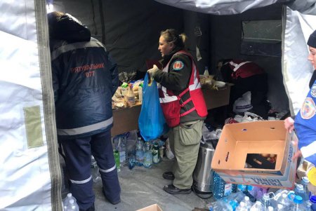 Управление торговли: спасатели, ликвидаторы и семьи пропавших без вести обеспечены всем необходимым (фото, видео) 
