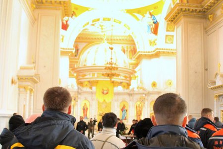 В Одессе попрощались со спасателем, погибшим в результате пожара на Троицкой (фоторепортаж)
