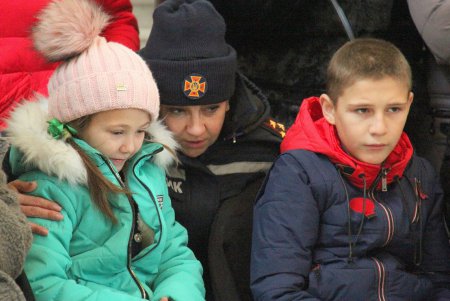 В Одессе попрощались со спасателем, погибшим в результате пожара на Троицкой (фоторепортаж)