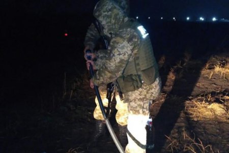 В селе Кучурган обнаружили трубопровод для контрабанды спирта (фото)