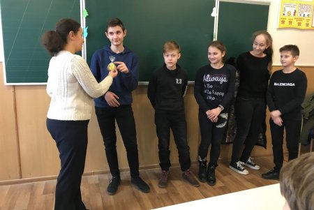 Встречи с полицейскими, круглые столы, квесты: в городских школах провели акцию «16 дней против насилия» (фото)