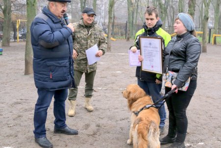 Исполнение мечты: незрячая одесситка получила собаку–поводыря (фото)