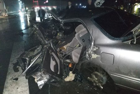 Ночное ДТП в Измаиле: авто смяло вдвое, а водитель чудом остался жив (фото)