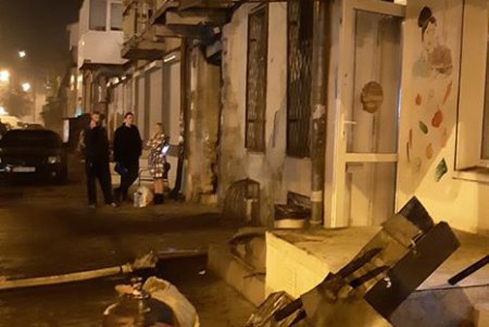 Вынес газовые баллоны из пожара: сотрудник «Инфоксводоканала» спас дома на Молдаванке от взрыва (фото)