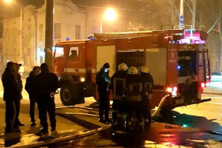 Вынес газовые баллоны из пожара: сотрудник «Инфоксводоканала» спас дома на Молдаванке от взрыва (фото)