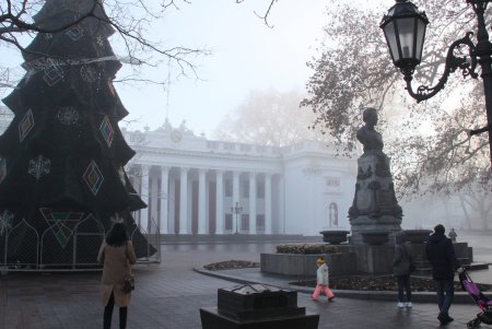 Одесса готовится к праздникам (фоторепортаж)
