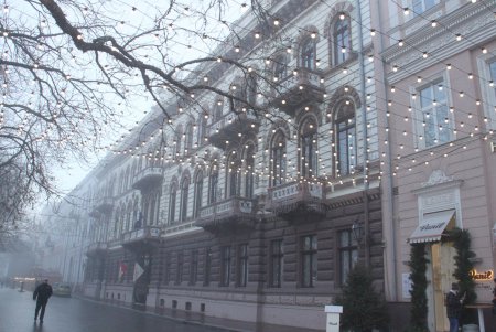 Одесса готовится к праздникам (фоторепортаж)