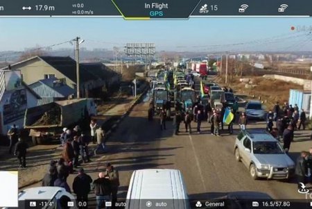 Протестующие фермеры перекрыли международный пункт пропуска «Кучурган» (фото)