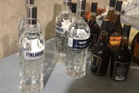 Одесские правоохранители пресекли деятельность подпольного завода по производству контрафактного алкоголя (фото)