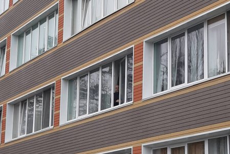 Тренировка эвакуации: спасатели ликвидировали условный пожар в одесской школе №1 (фото, видео)