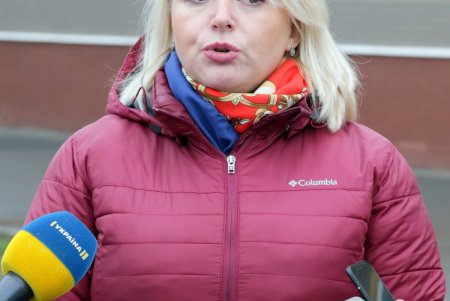 Эвакуировали по тревоге: учения по пожарной безопасности в школе на Молдаванке (фоторепортаж)