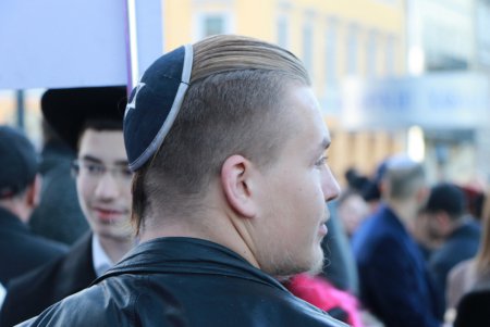 В Одессе празднуют Хануку (фоторепортаж)