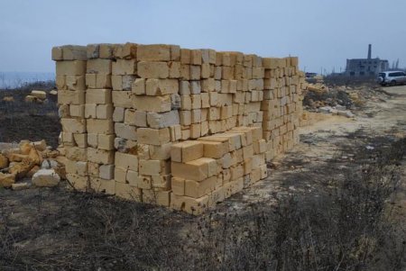 В Раздельнянском районе незаконно добывали известняк-ракушечник (фото)