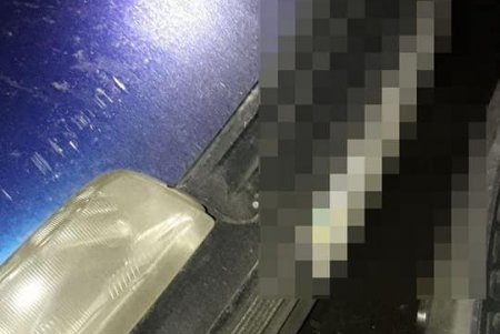 Неадекватный мужчина громил автомобили на поселке Котовского (фото)