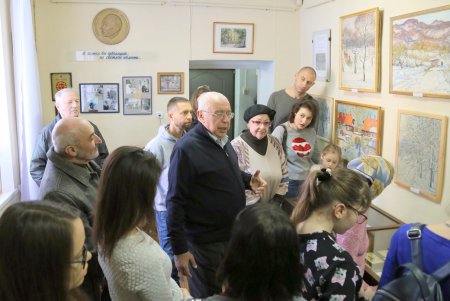 Одесситы увидели выставку старинных рождественских открыток (фоторепортаж)