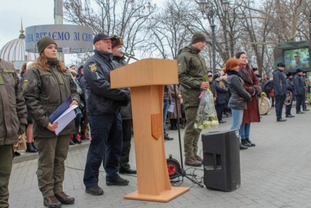 На Приморском бульваре принесли присягу Нацгвардейцы (фото)