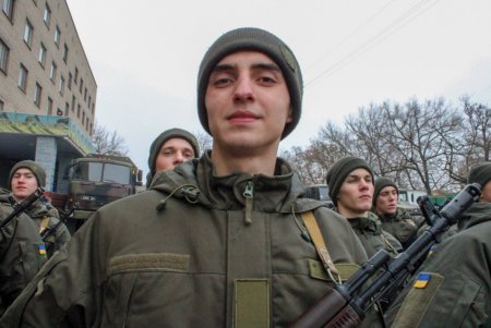 На Приморском бульваре принесли присягу Нацгвардейцы (фото)