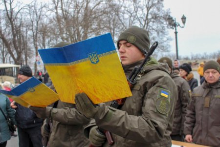 На Приморском бульваре принесли присягу Нацгвардейцы (фото)