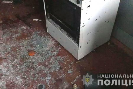 Бросил гранату в обидчиков и закрыл дверь: мужчина устроил взрыв в одесском общежитии (фото, видео)