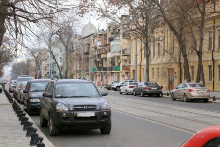 Движение транспорта на спуске Маринеско ограничили, а Софиевскую скоро откроют для проезда (фото, видеокомментарий) 