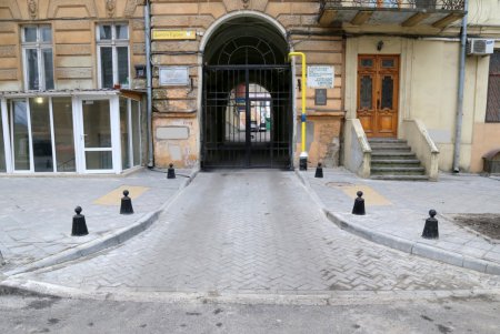 Движение транспорта на спуске Маринеско ограничили, а Софиевскую скоро откроют для проезда (фото, видеокомментарий) 