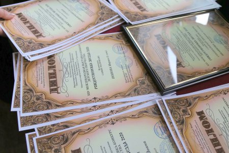 Победители творческого конкурса «Рождественская звезда» получили свои награды (фоторепортаж)