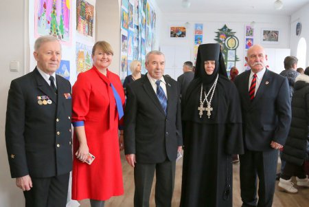 Победители творческого конкурса «Рождественская звезда» получили свои награды (фоторепортаж)