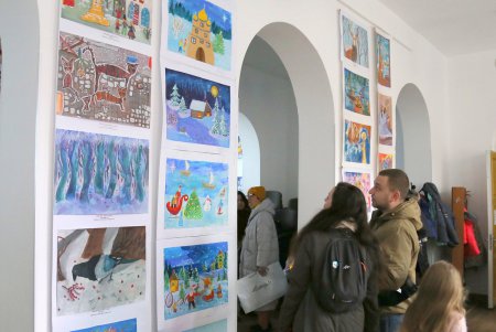 Победители творческого конкурса «Рождественская звезда» получили свои награды (фоторепортаж)