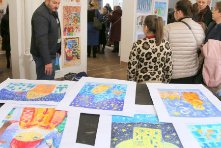 Победители творческого конкурса «Рождественская звезда» получили свои награды (фоторепортаж)