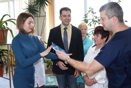 Отделение ГКБ №10 получило сертификат «Чистая больница, безопасная для пациента» (фото) 
