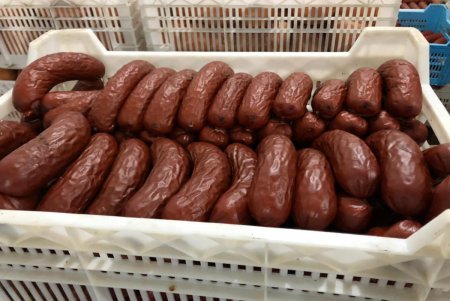 В плохих условиях и с грызунами: почти 15 тонн опасных продуктов не допустили в школы, садики и на прилавки (фото) 