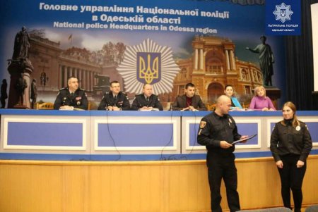 Курсантка университета внутренних дел на каникулах помогла задержать пьяного водителя (фото) 