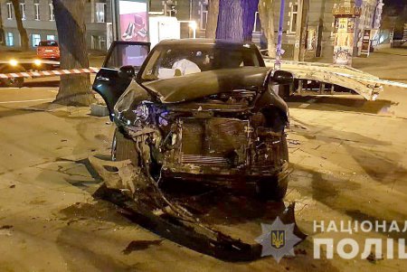 На Троицкой столкнулись «Porsche» и «ВАЗ» : один погибший, трое пострадавших (фото, обновлено)