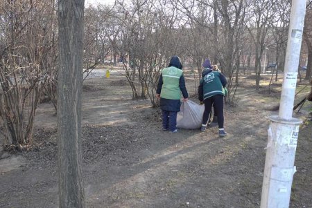 Комплексная генеральная уборка города продолжается в Малиновском районе (фото)