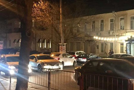 Из-за ДТП на Канатной угол Греческой образовалась большая пробка (фото) 