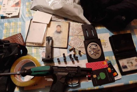Полицейский и его экс-коллега задержаны за разбойное нападение в Окнянском районе (фото)