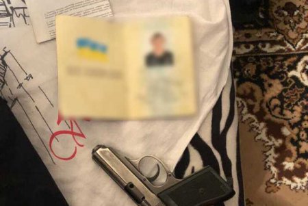 Полицейский и его экс-коллега задержаны за разбойное нападение в Окнянском районе (фото)
