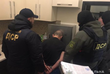 В Одессе задержали банду кавказцев-клофелинщиков: у главаря в машине были гранаты (фото, видео)