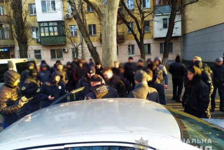 В Одессе задержали банду кавказцев-клофелинщиков: у главаря в машине были гранаты (фото, видео)