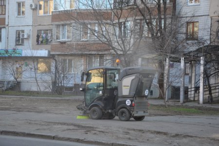 Замена ламп, очистка улиц и памятников: в Суворовском районе прошла масштабная генеральная уборка (фото, видео, обновлено)