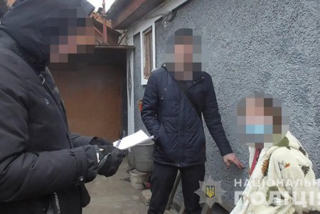 В Подольске женщина организовала бизнес по изготовлению и продаже наркотиков (фото, видео)