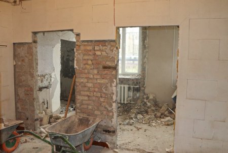В больнице № 10 обустраивают кардиологическое отделение (фото)