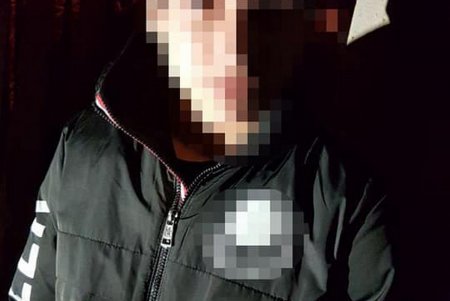 С поличным задержаны закладчики наркотиков в центре Одессы и Киевском районе (фото)