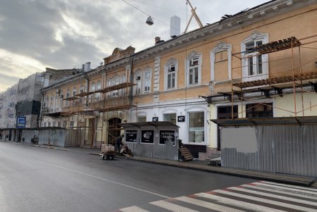 В Одессе продолжаются работы по реставрации зданий-памятников архитектуры (фото)