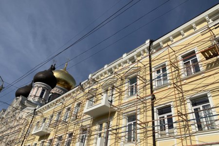 В Одессе продолжаются работы по реставрации зданий-памятников архитектуры (фото)