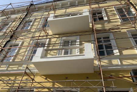 В Одессе продолжаются работы по реставрации зданий-памятников архитектуры (фото)